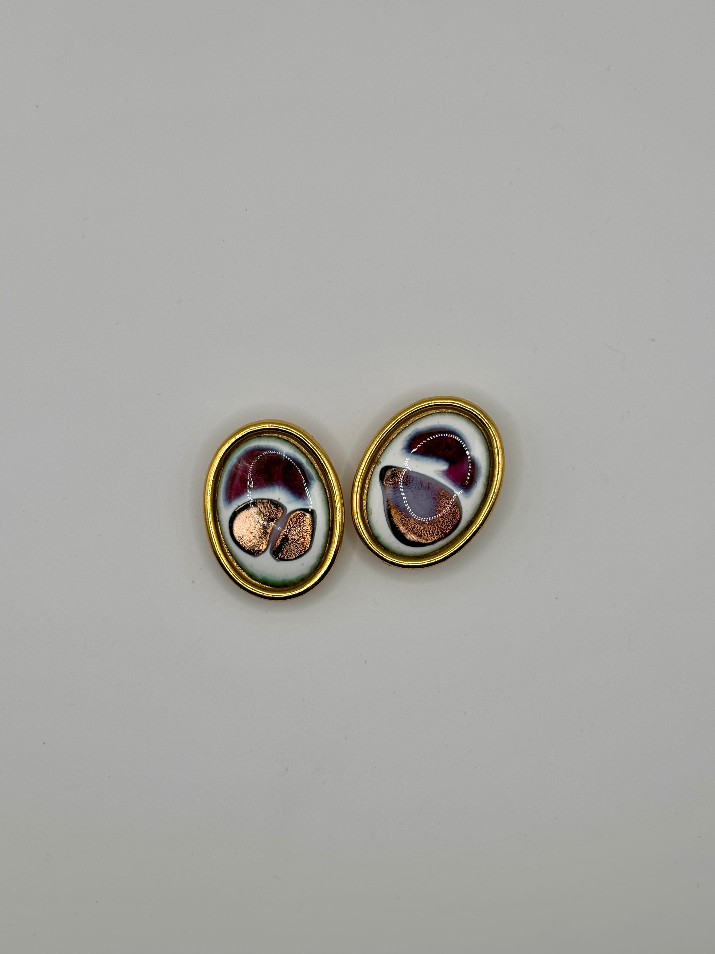 Le clip oval doré