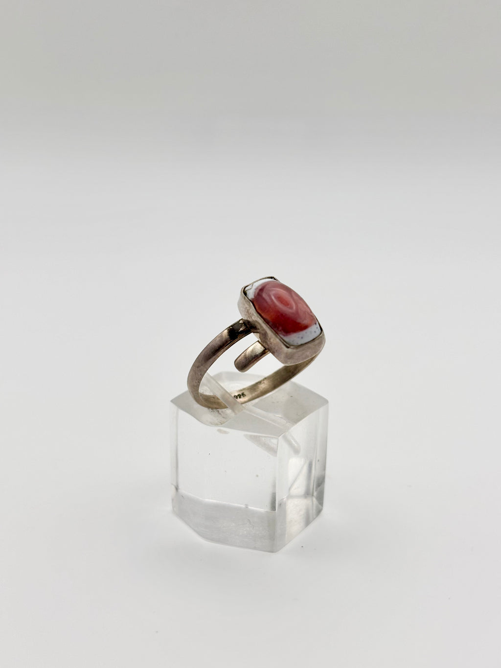 La bague "Grit"