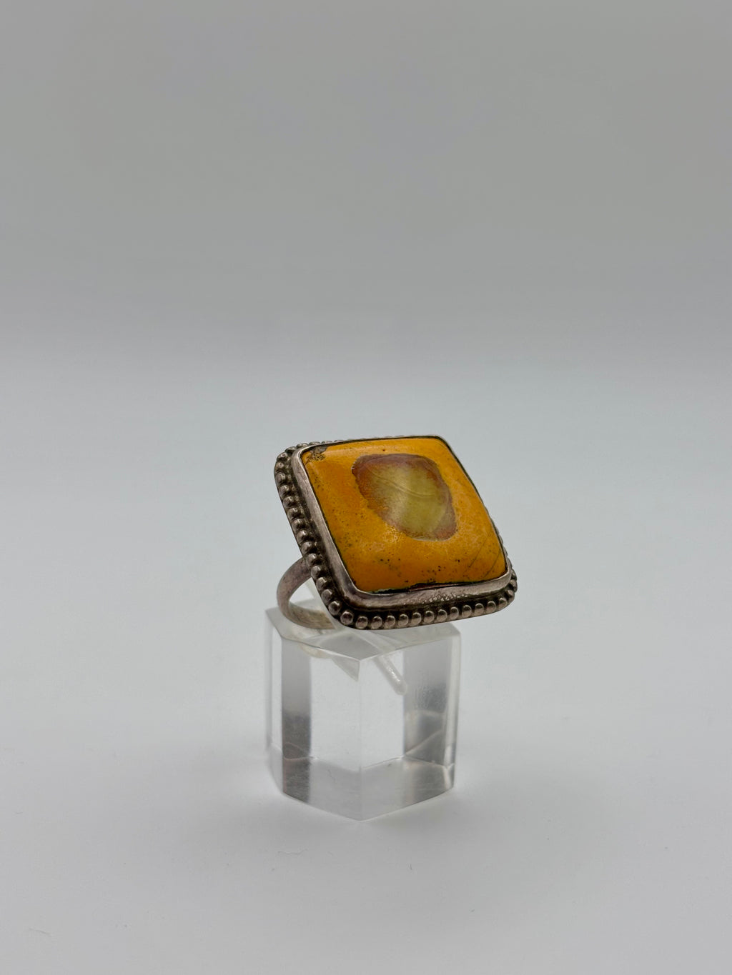 La bague "Macaron"