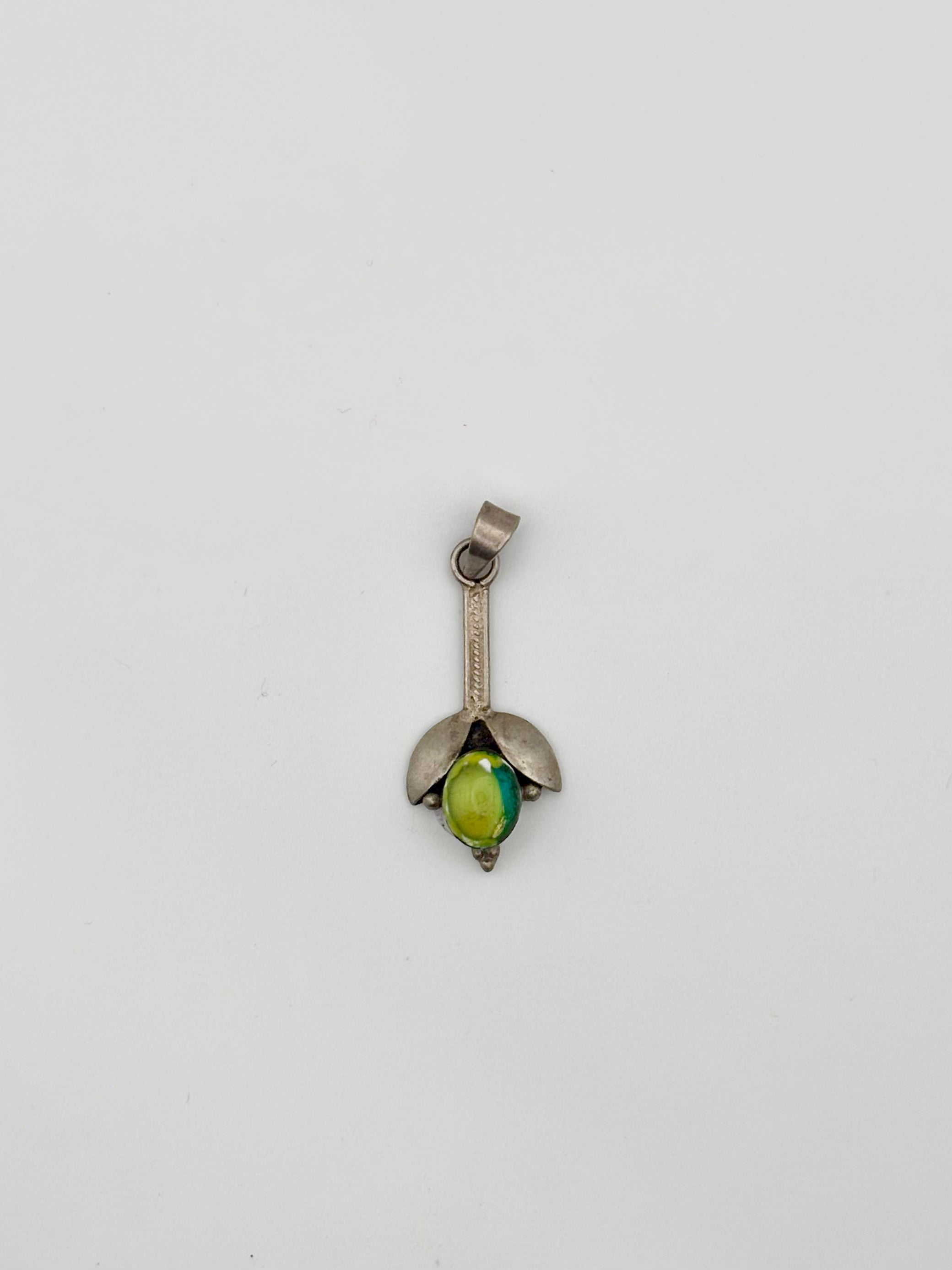 Le pendentif "Tulipe"