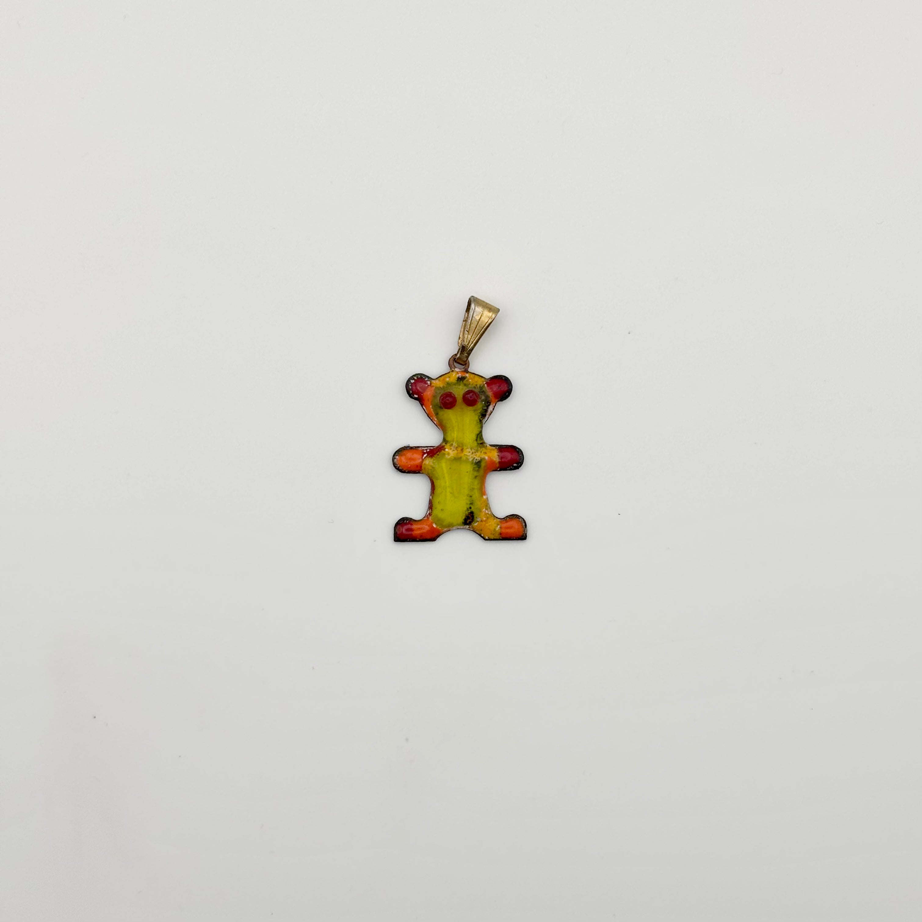 Le pendentif Ourson