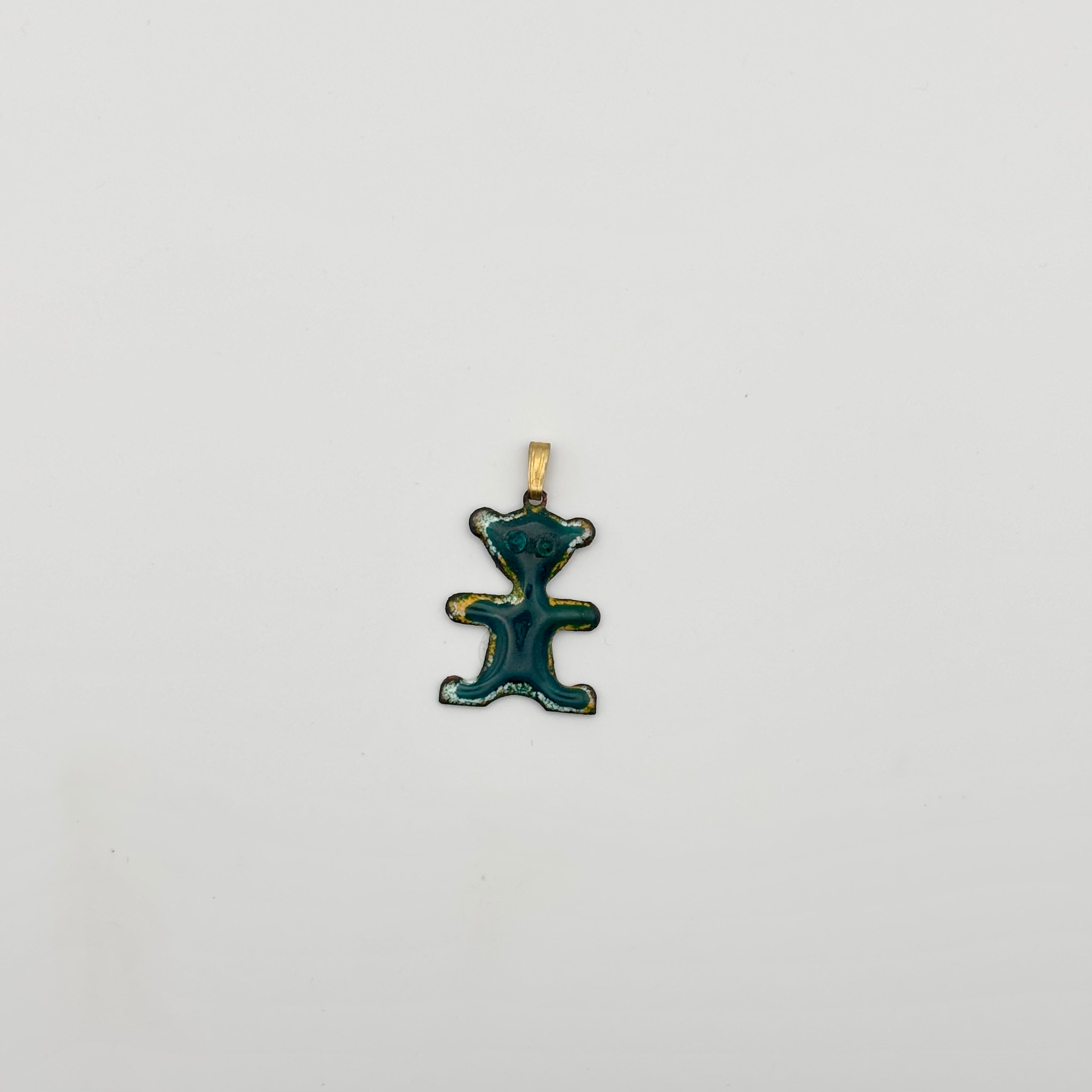 Le pendentif Ourson