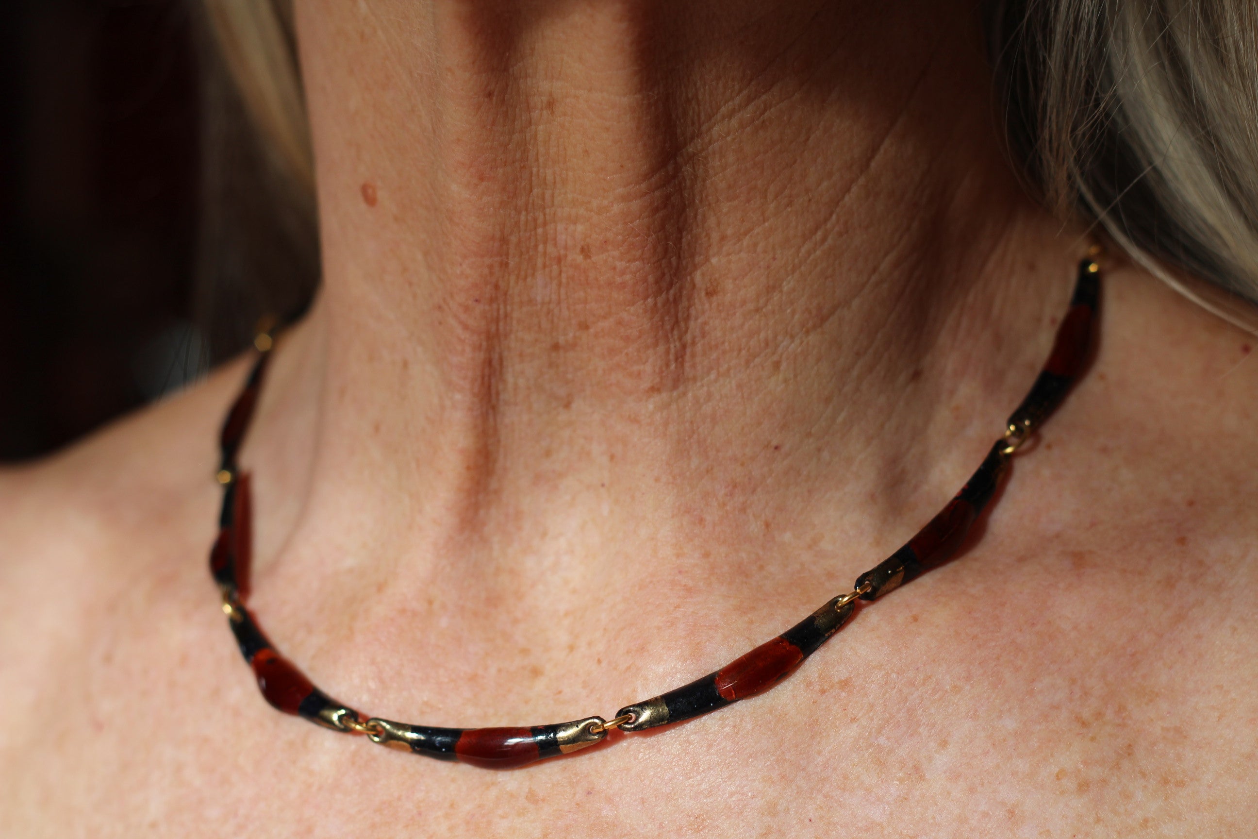 Le collier numéro Un Vert