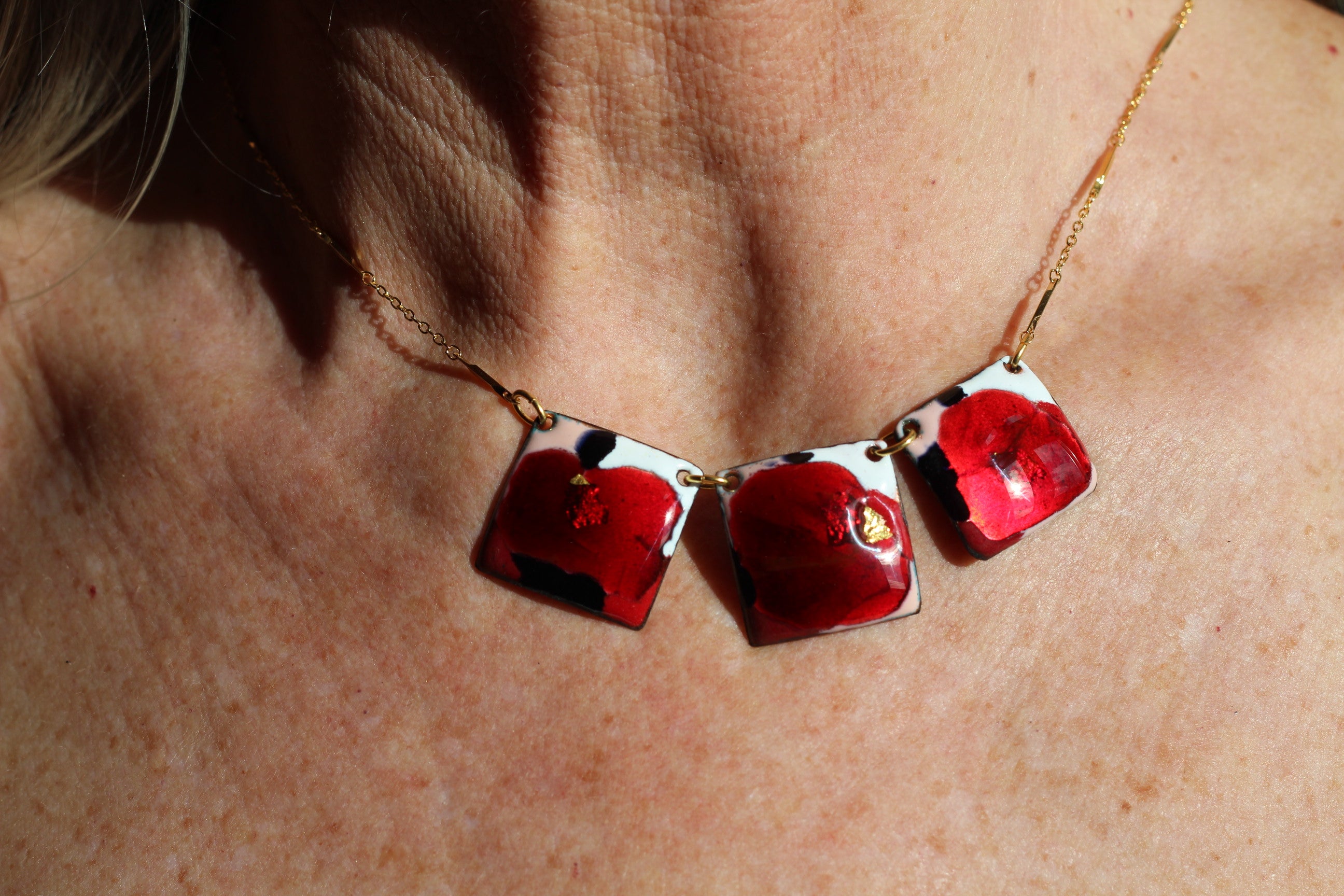 Le collier trois grand carrés