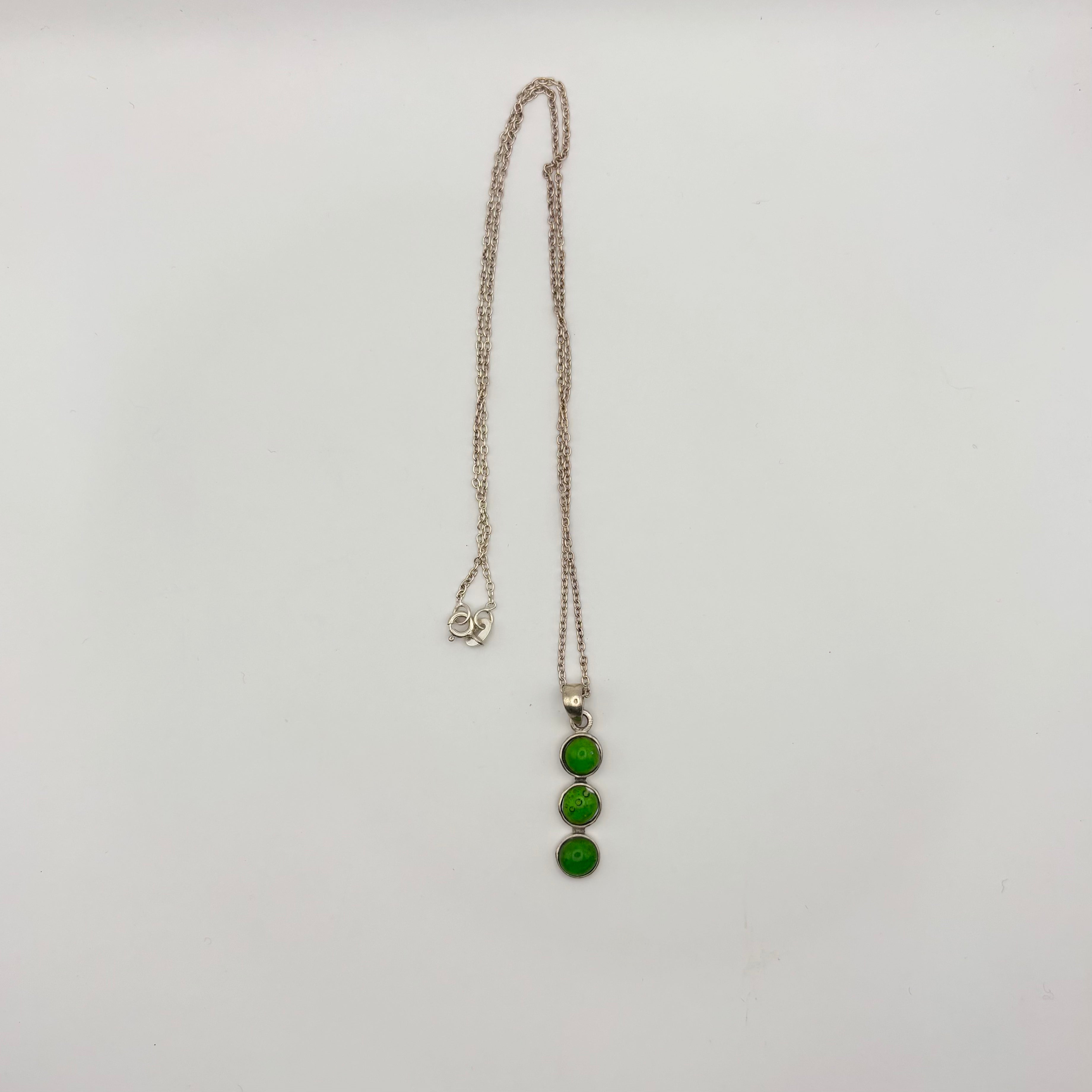 Le pendentif "petit pois" argent