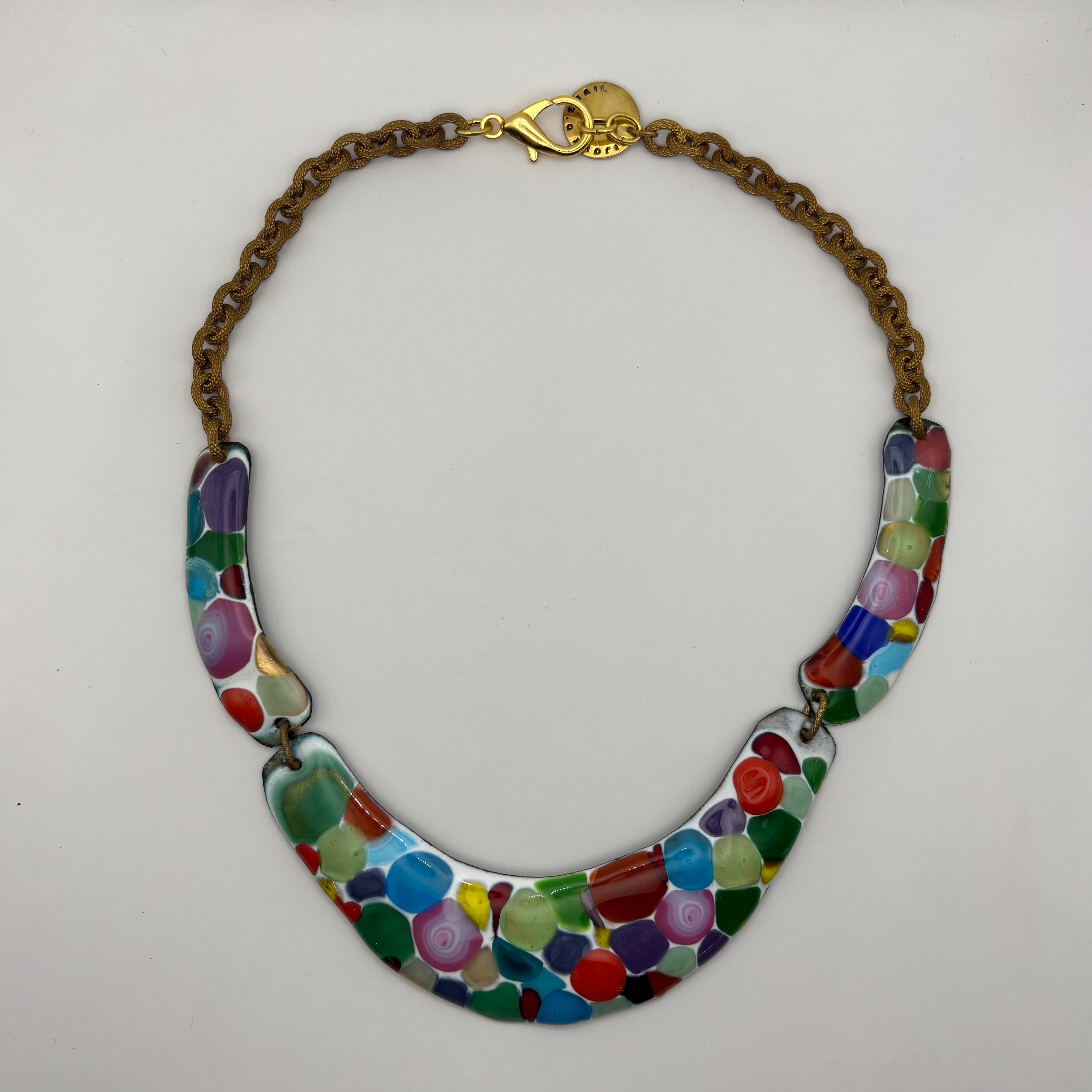 Le collier mosaïque