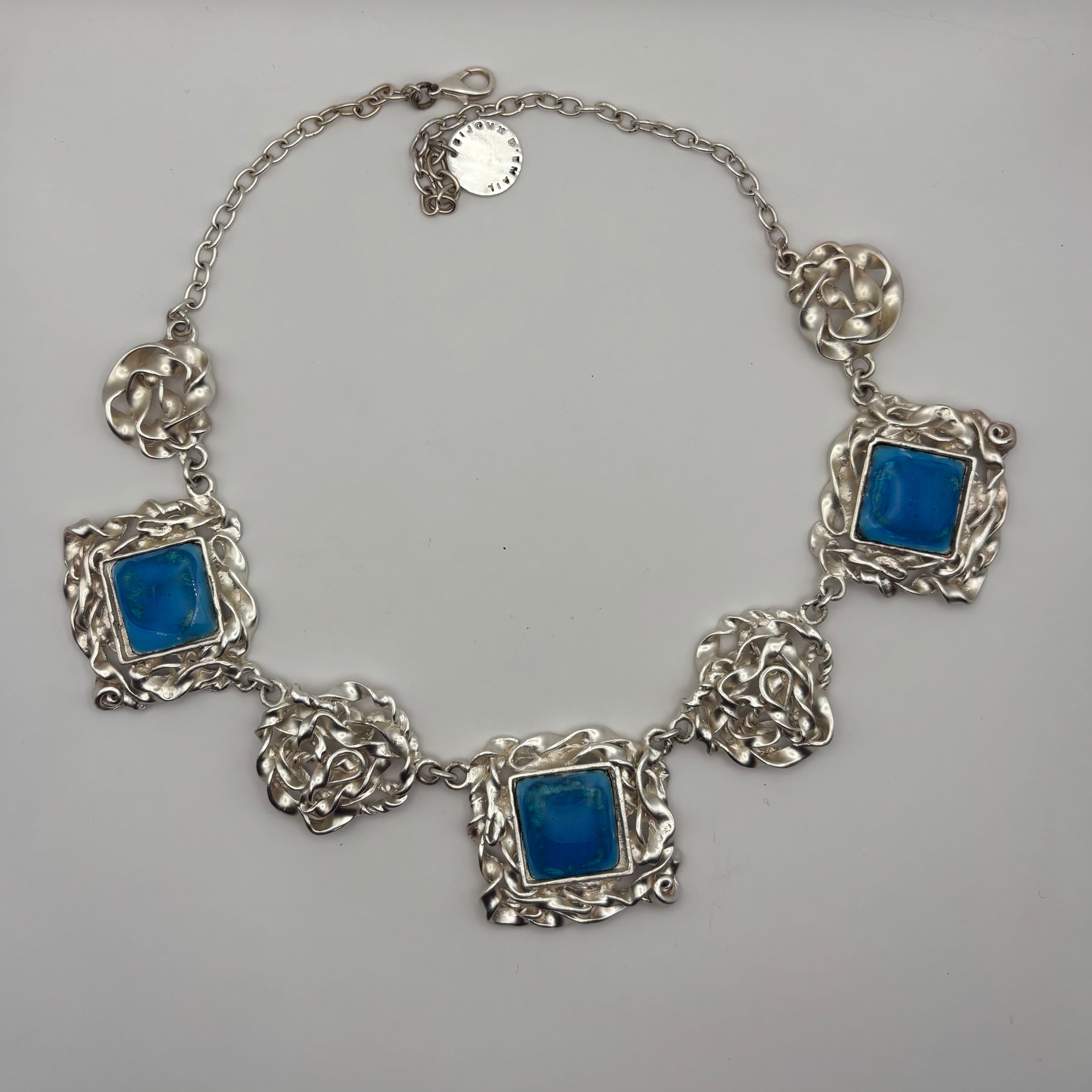 Le délice d'argent et de bleu